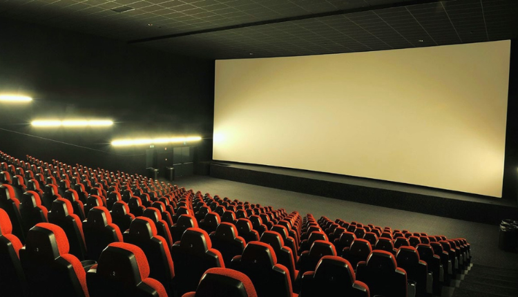 أنواع السينما التي تعرض داخل دور السينما في قطر
